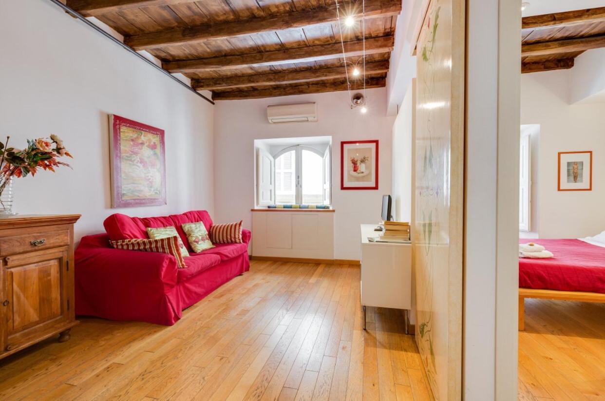 Piazza Barberini Apartment Rome Exterior photo